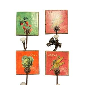 Set‎ of 4 Decorative Pictures with Hooks